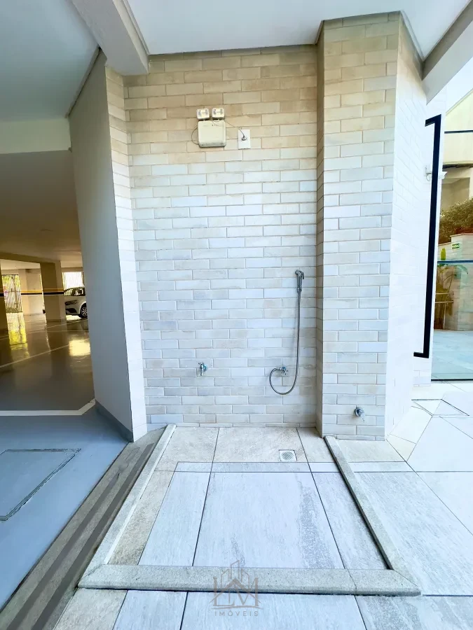 Imagem de Lindo apartamento no centro de Bombinhas.