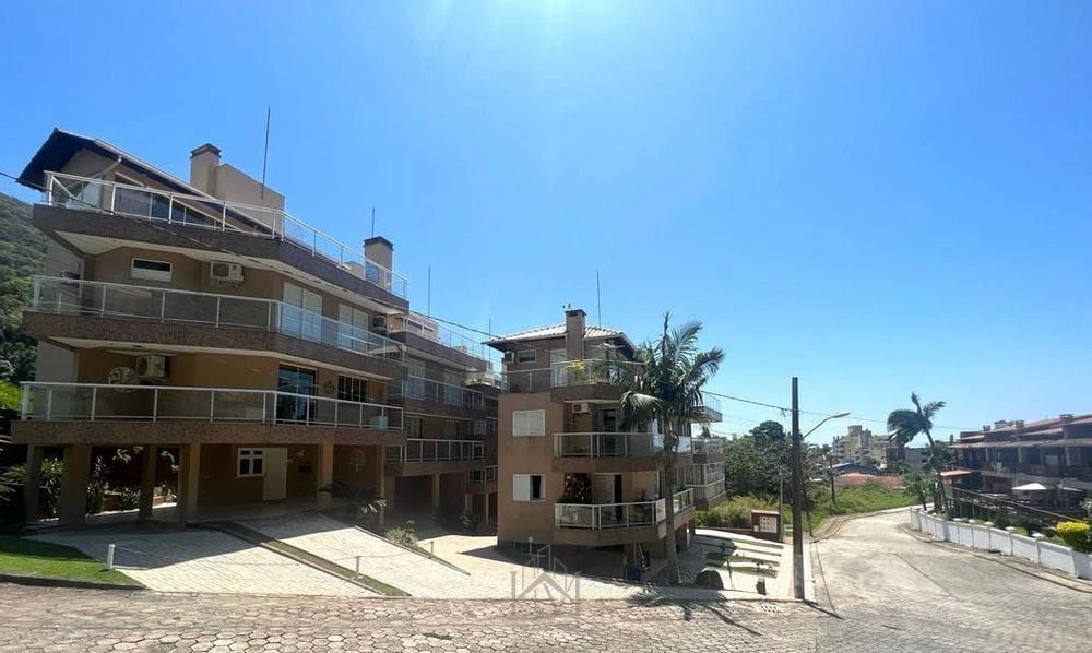Imagem de Quadriplex a 400m da praia de Bombas em Bombinhas.