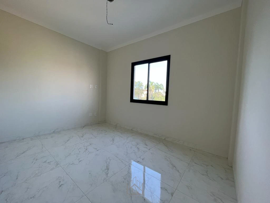 Imagem de Oportunidade a 400m da praia de Canto Grande