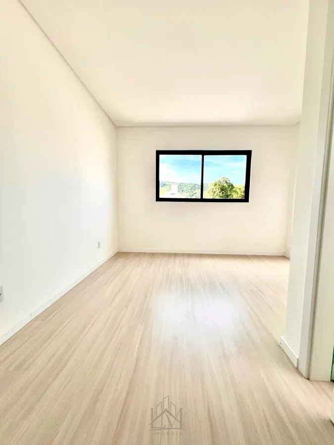 Imagem de Excelente Sobrado a venda em Bombinhas