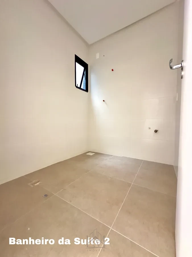 Imagem de Linda casa a venda em Bombinhas
