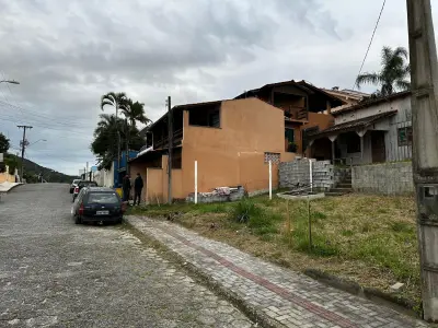 Imagem de Terreno em Bombas, Bombinhas -Sc.