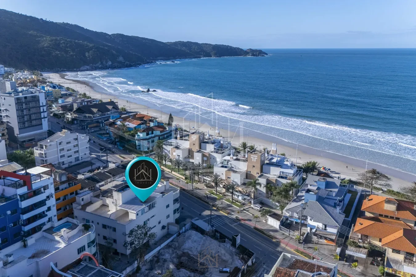 Imagem de Apartamento alto padrão a 50m da praia de Bombas em Bombinhas