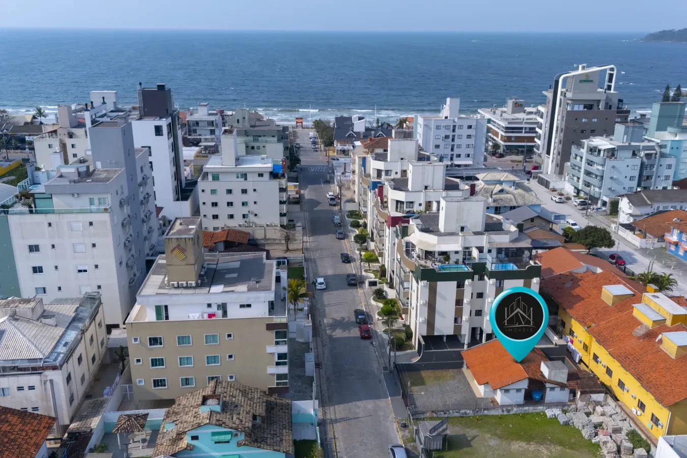 Imagem de Linda casa 3 Suítes a 150m da praia de Bombas em Bombinhas