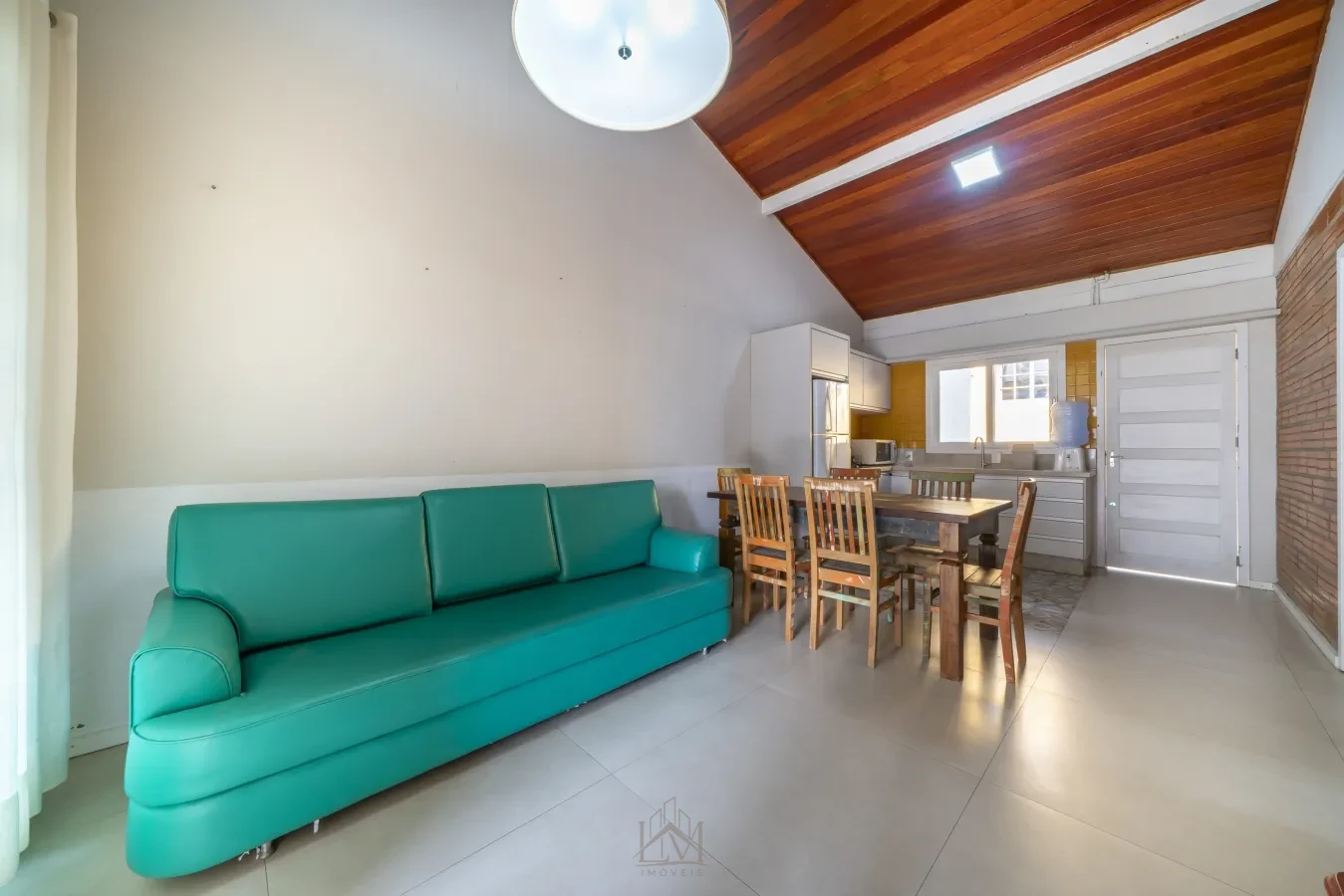 Imagem de Linda casa 3 Suítes a 150m da praia de Bombas em Bombinhas
