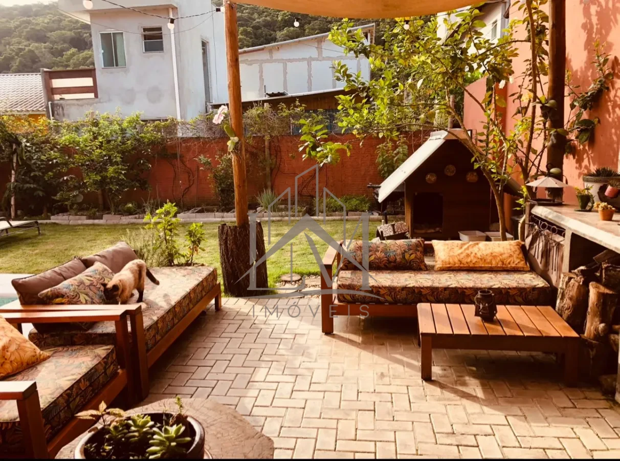 Imagem de 🏡 Casa à Venda – Mariscal, Bombinhas/SC