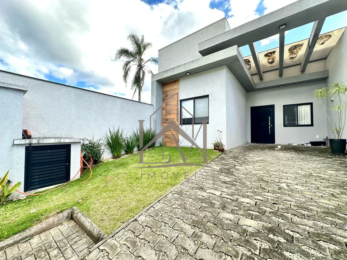 Imagem de LINDA CASA GEMINADA A VENDA NA PRAIA DE BOMBINHAS/SC. 🏡🌟