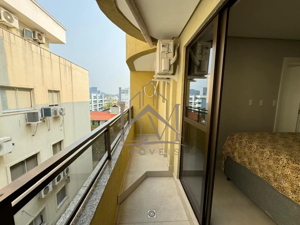Imagem de 🏷️ Oportunidade em Bombinhas! 🏖️ Apartamento a 200 metros da Praia de Bombas