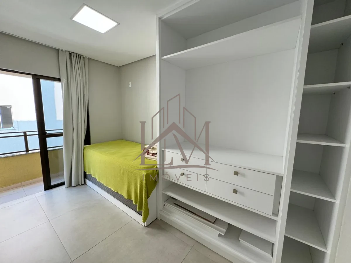 Imagem de 🏷️ Oportunidade em Bombinhas! 🏖️ Apartamento a 200 metros da Praia de Bombas