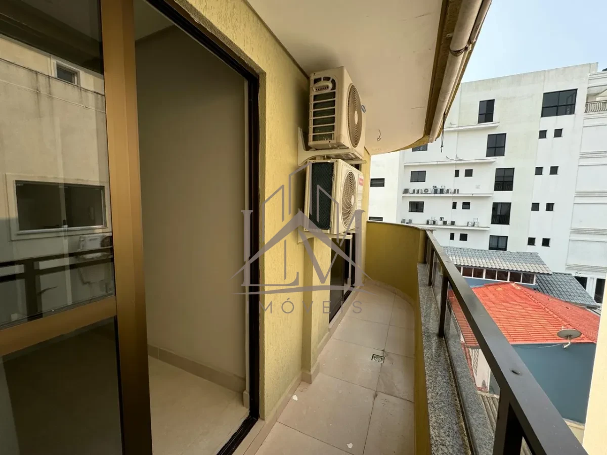 Imagem de 🏷️ Oportunidade em Bombinhas! 🏖️ Apartamento a 200 metros da Praia de Bombas
