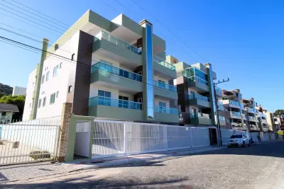 Imagem de 🏡 Apartamento 2 Dormitórios – Centro de Bombinhas, SC