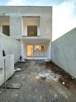 Imagem de SOBRADO A VENDA EM BOMBAS/BOMBINHAS