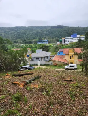 Imagem de EXCELENTE TERRENO - OPORTUNIDADE EM BOMBINHAS