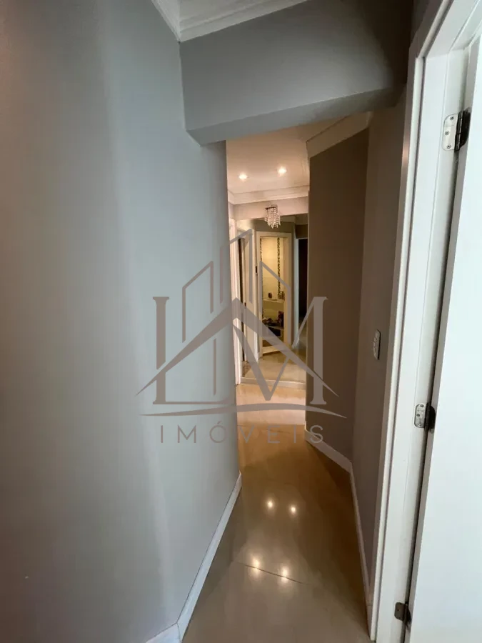 Imagem de CASA com aproximadamente 300m2 construídos;
