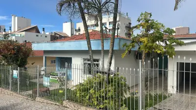 Imagem de 🏡 Casa no Centro de Bombinhas – SC