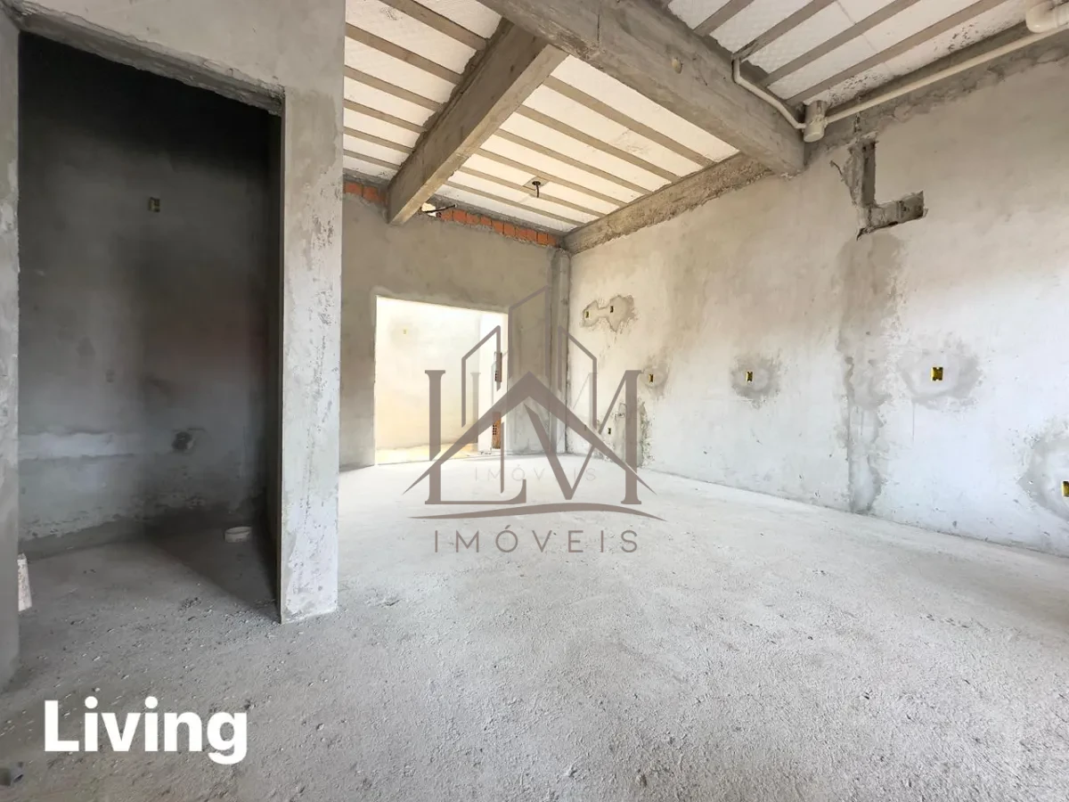 Imagem de Sobrado 3 Domitórios + Terraço a venda em Bombinhas