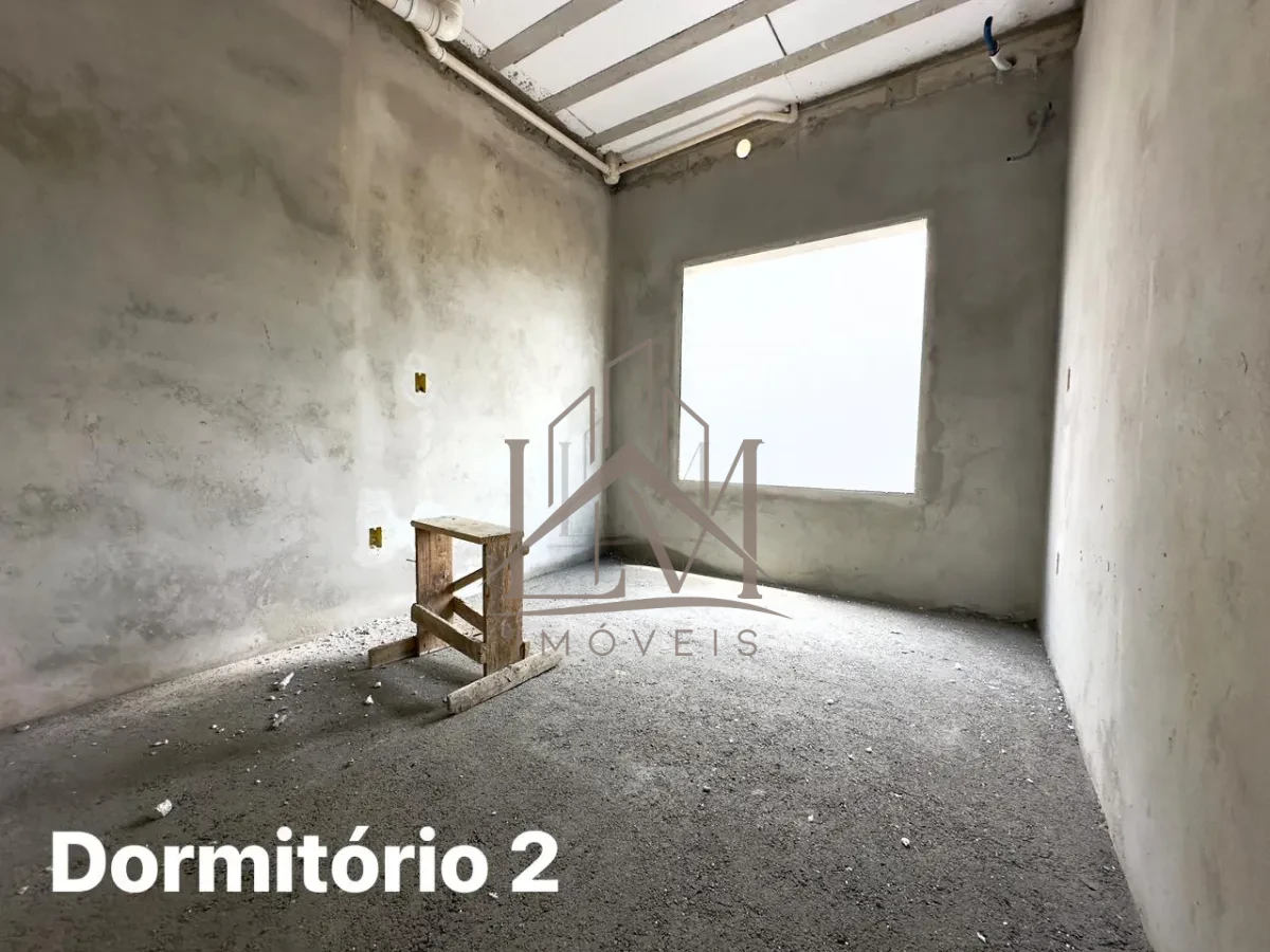 Imagem de Sobrado 3 Domitórios + Terraço a venda em Bombinhas