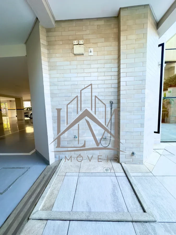 Imagem de APARTAMENTO NO CENTRO DE BOMBINHAS COM 6 ANOS PARA PAGAMENTO