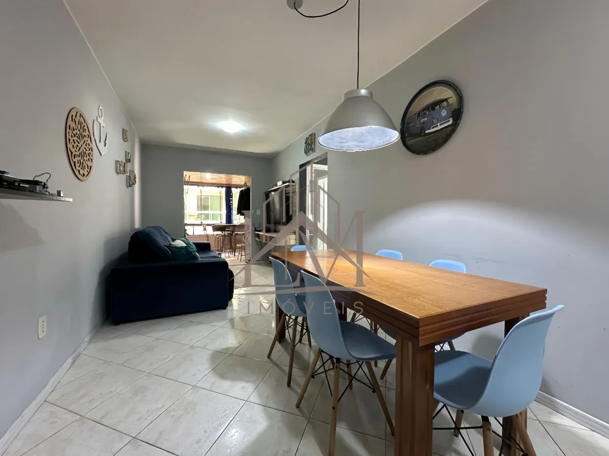 Imagem de APARTAMENTO 2 DORMITÓRIOS (1SUÍTE) A 100M DA PRAIA DE BOMBAS