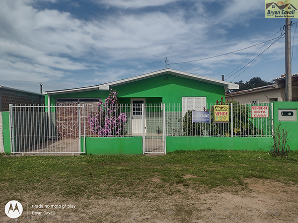 Imagem de 02 CASAS DE ALVENARIA