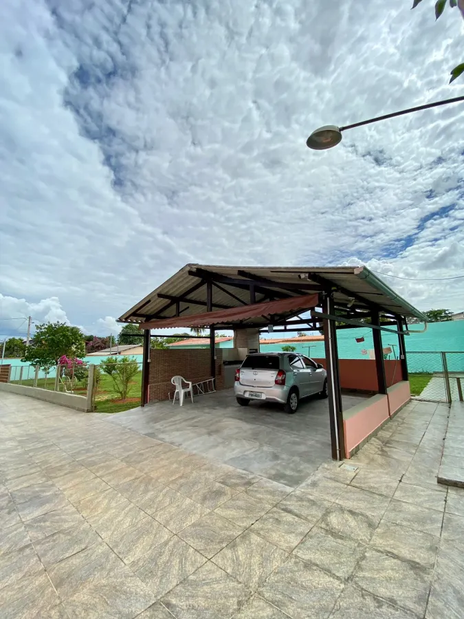 Imagem de Casa com terreno amplo