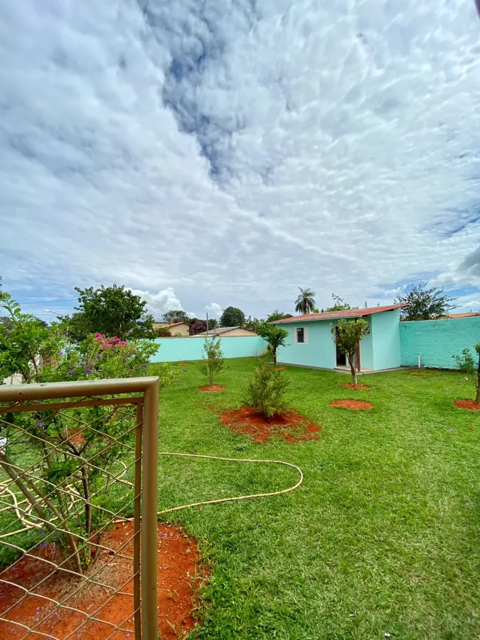 Imagem de Casa com terreno amplo