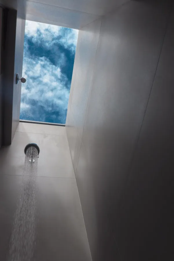 Imagem de Casa moderna em condomínio fechado (Condomínio Vale Azul) Renda consolidada - residência/investimento