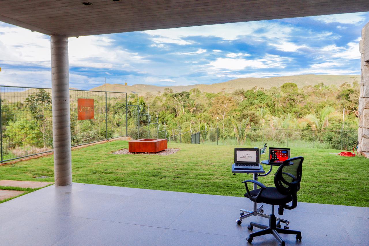 Imagem de Casa moderna em condomínio fechado (Condomínio Vale Azul) Renda consolidada - residência/investimento