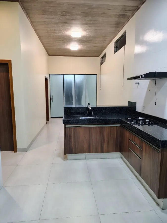 Casa Nova recém construída - Monte Sinai, Alto Paraíso de Goiás [7]
