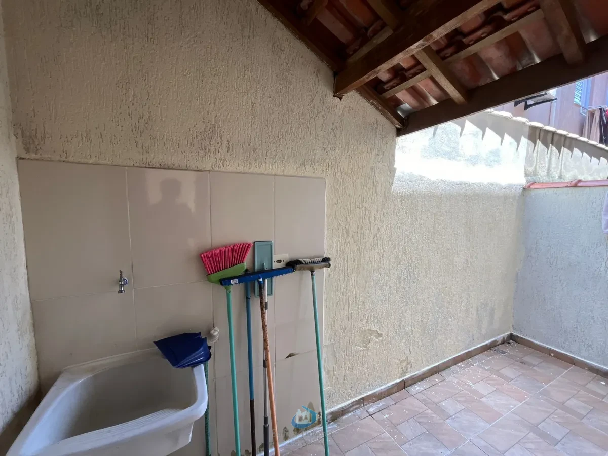 Imagem de Casa de condomínio 2 dormitórios no Bairro Tude Bastos- Praia Grande SP SI 3439
