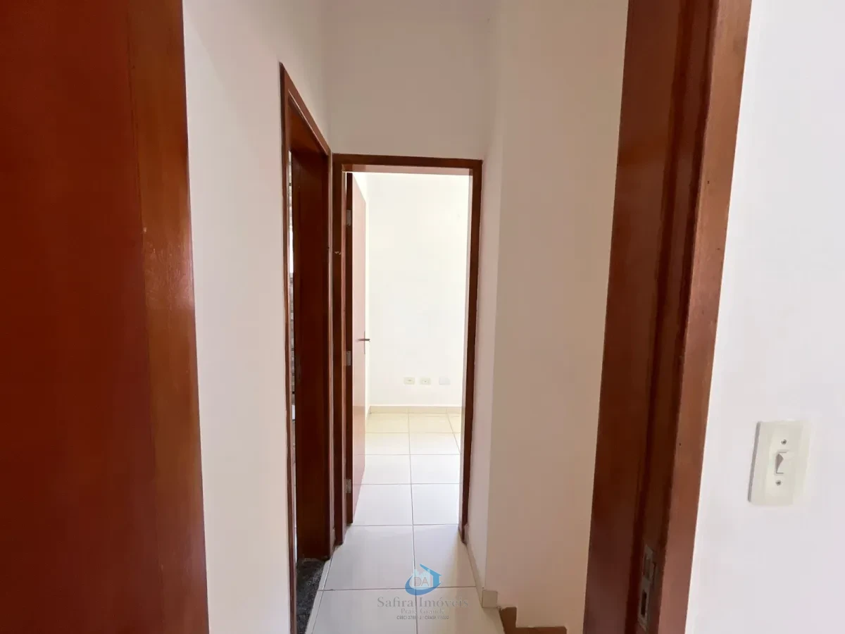 Imagem de Casa de condomínio 2 dormitórios no Bairro Tude Bastos- Praia Grande SP SI 3439