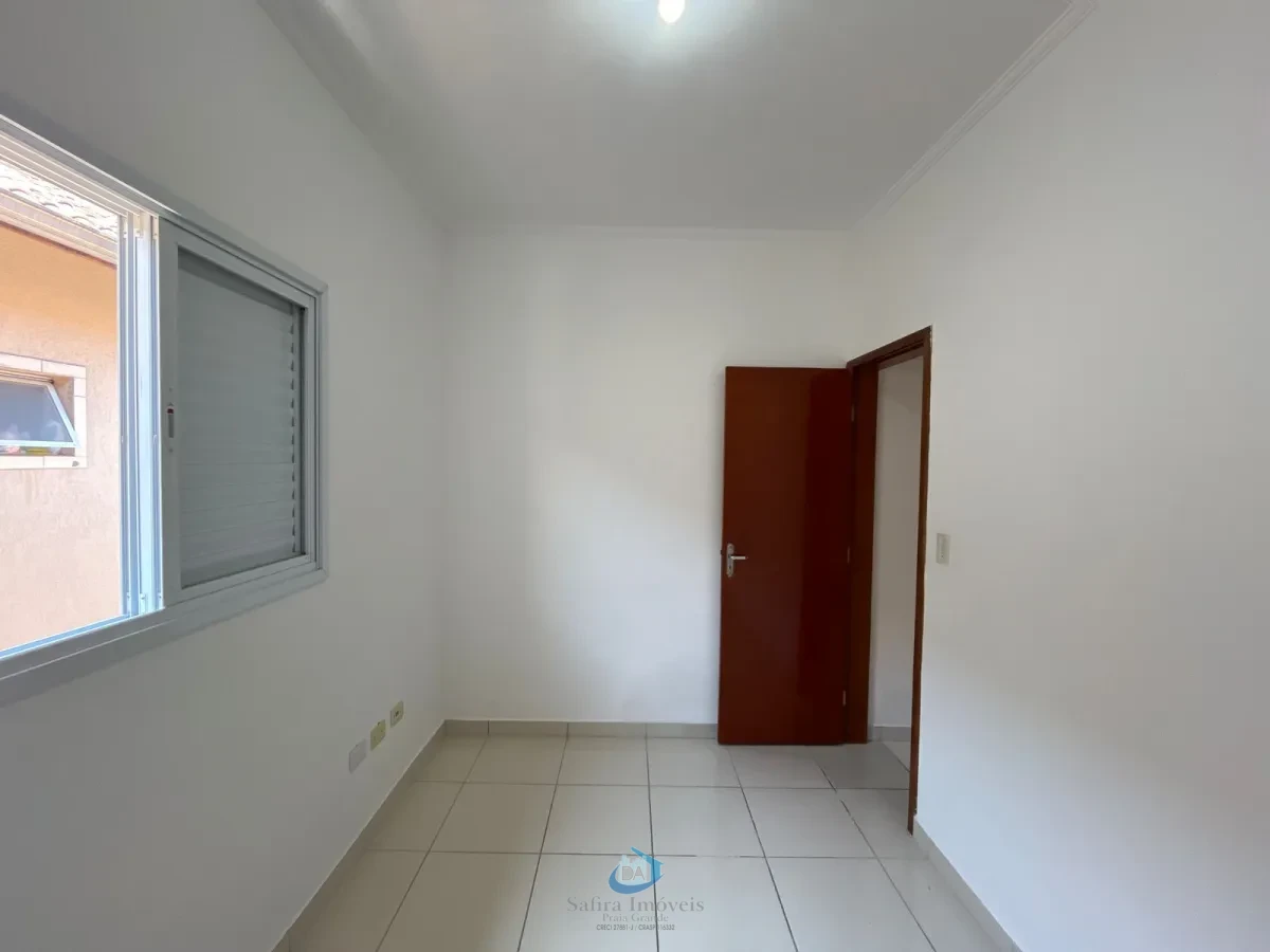 Imagem de Casa de condomínio 2 dormitórios no Bairro Tude Bastos- Praia Grande SP SI 3439
