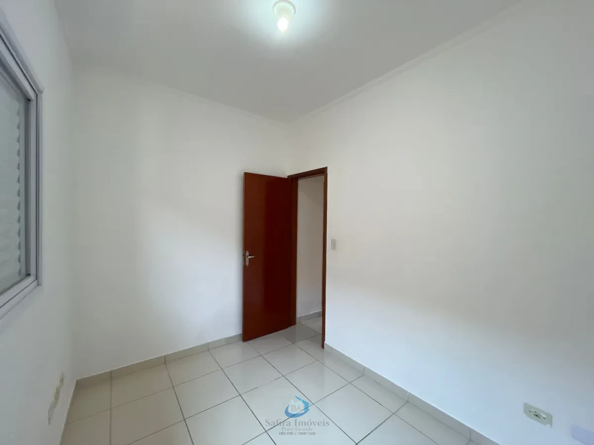 Imagem de Casa de condomínio 2 dormitórios no Bairro Tude Bastos- Praia Grande SP SI 3439