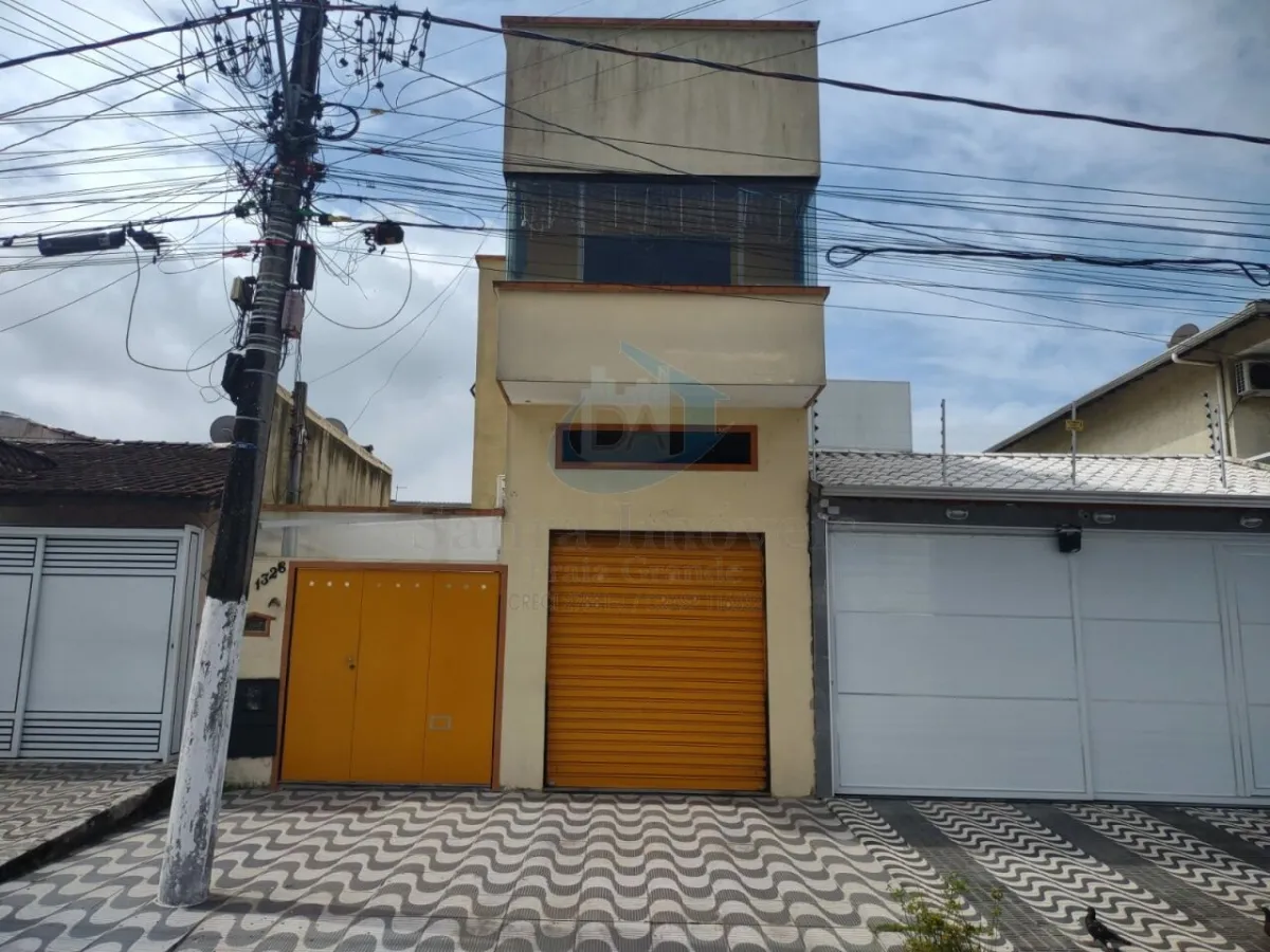 Imagem de EXCLUSIVIDADE. Excelente oportunidade, um lindo Sobrado de 03 dormitórios, sendo 01 suíte.