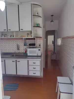 Imagem de KITNET COM VAGA DE GARAGEM A VENDA NO CANTO DO FORTE - PRAIA GRANDE -SP SI2572
