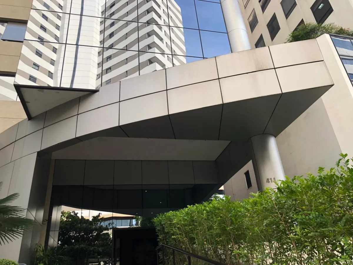 Imagem de Conjuntos Comerciais no Paulista Medical Center