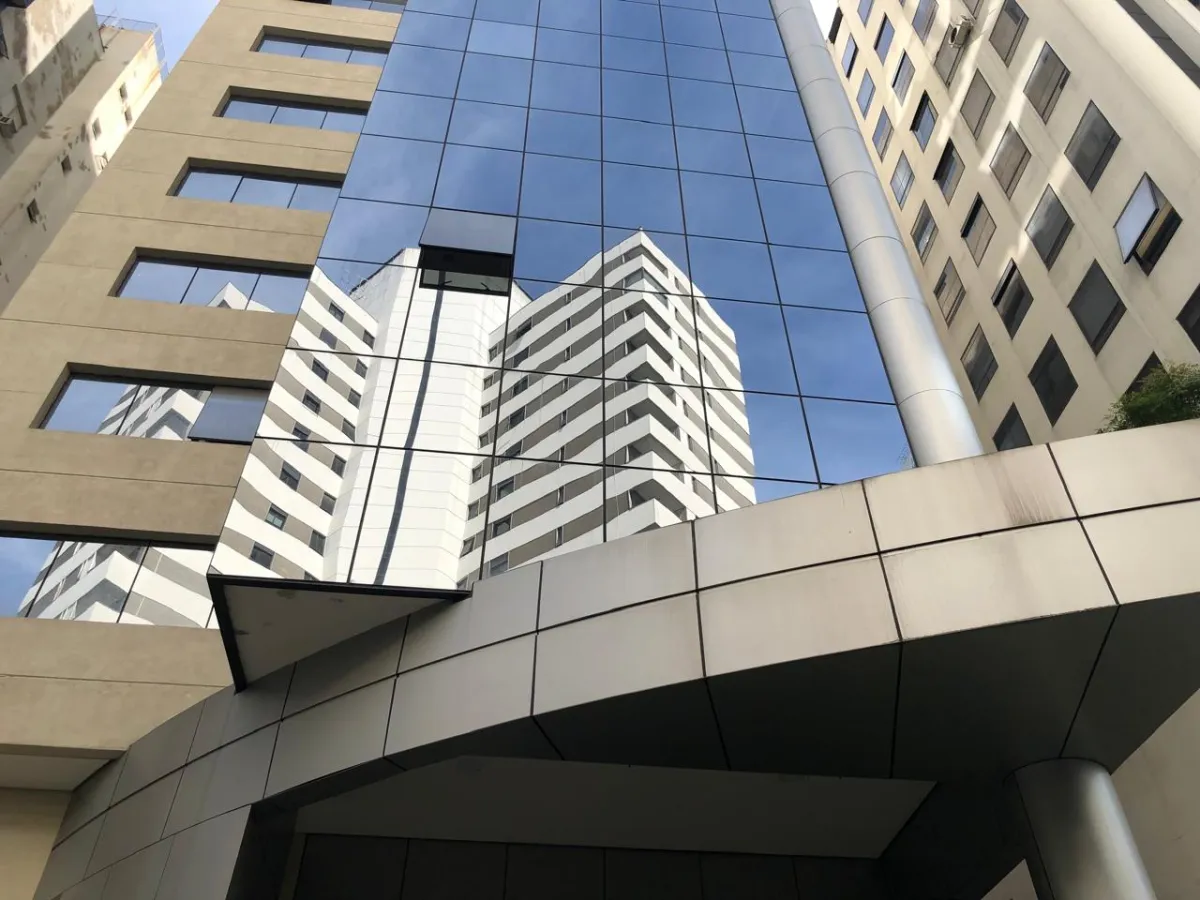 Imagem de Conjuntos Comerciais no Paulista Medical Center