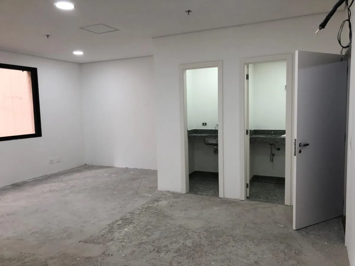 Imagem de Conjuntos Comerciais no Paulista Medical Center