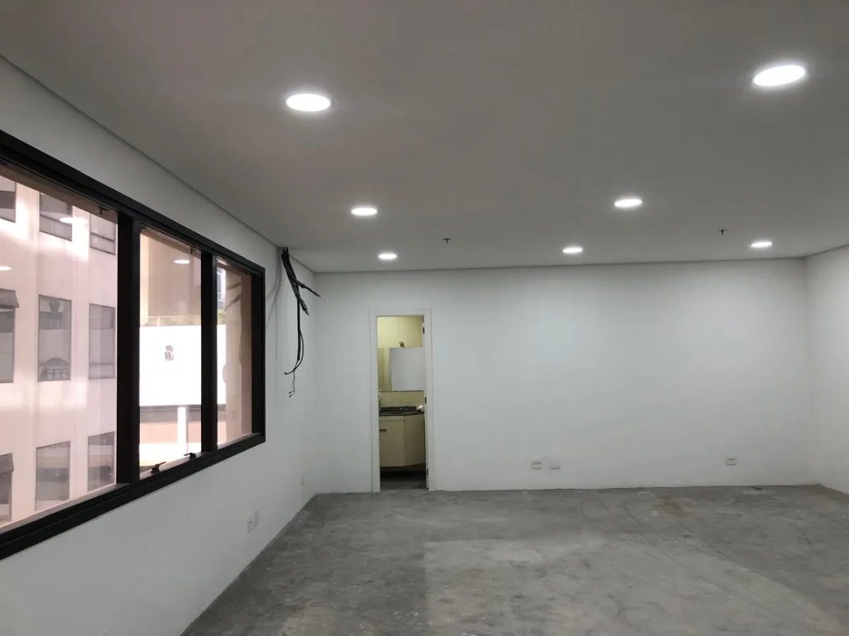 Imagem de Conjuntos Comerciais no Paulista Medical Center
