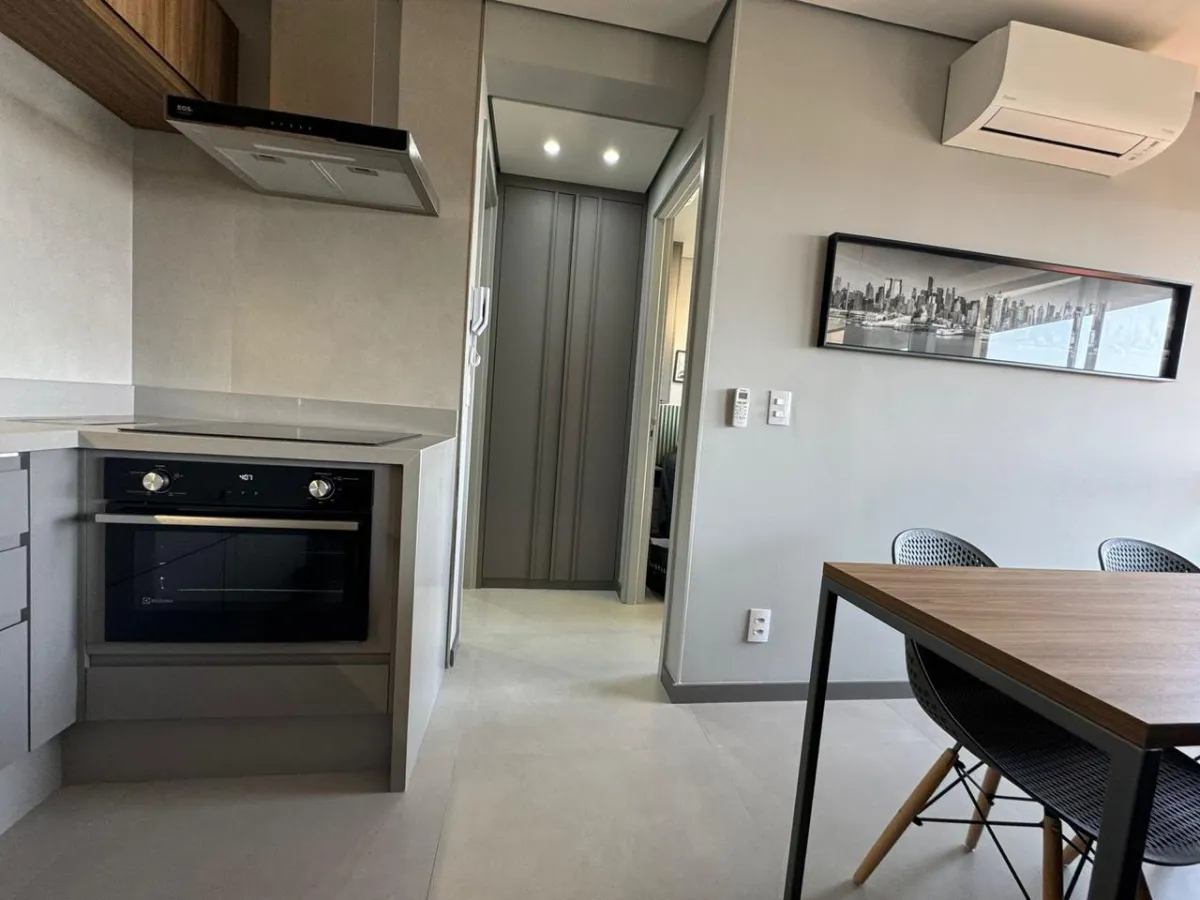 Imagem de Apartamento ao lado da estação Borba Gato do Metrô