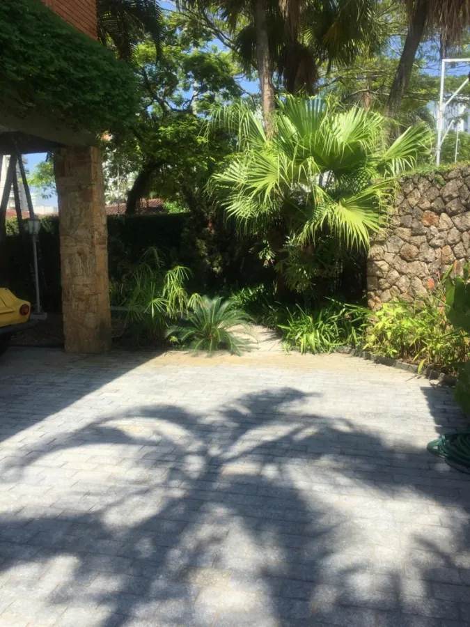 Imagem de Casa na Praia da Enseada - Guarujá