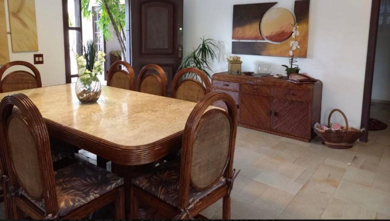 Imagem de Casa na Praia da Enseada - Guarujá