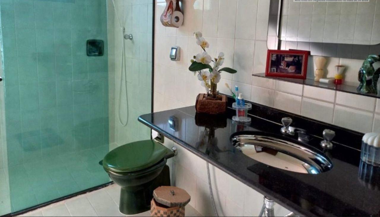 Imagem de Casa na Praia da Enseada - Guarujá