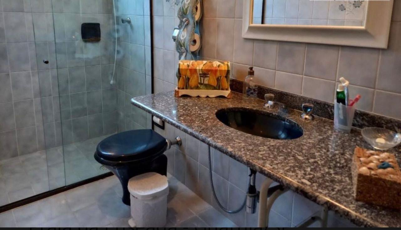 Imagem de Casa na Praia da Enseada - Guarujá