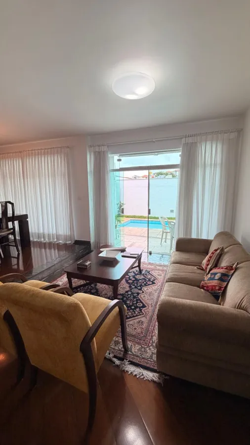 Imagem de Linda casa à venda no Jardim Lar São Paulo