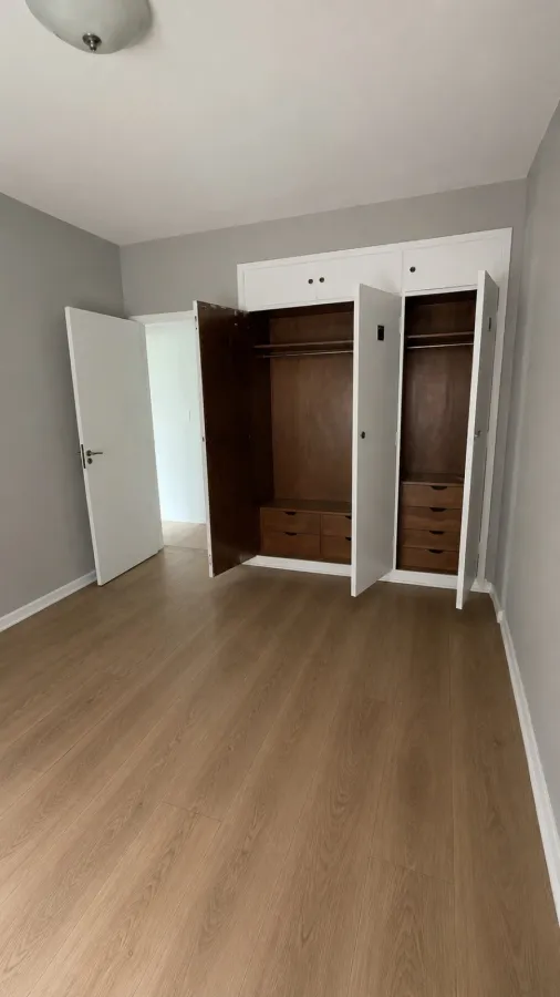 Apartamento na Rua Santo Amaro – totalmente reformado - Bela Vista, São Paulo [53]