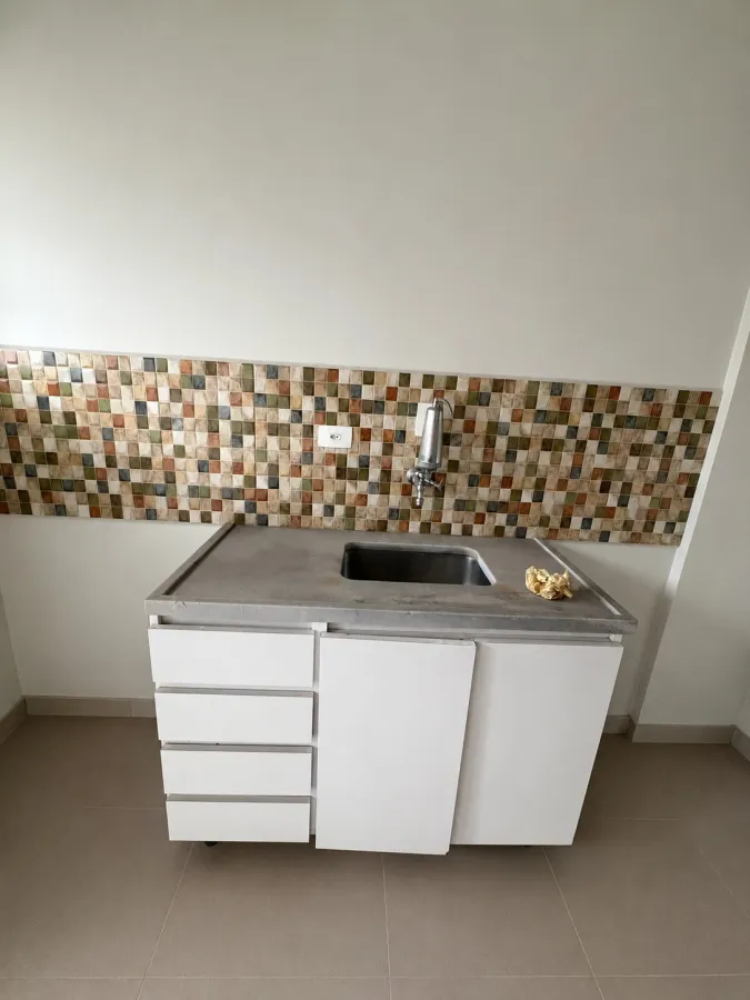 Apartamento na Rua Santo Amaro – totalmente reformado - Bela Vista, São Paulo [53]