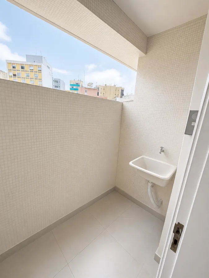 Apartamento na Rua Santo Amaro – totalmente reformado - Bela Vista, São Paulo [53]