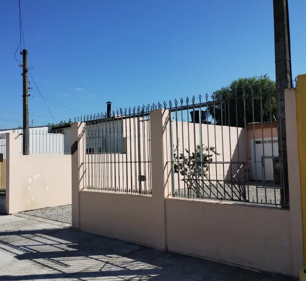 Imagem de CASA NAS TRES VENDAS
