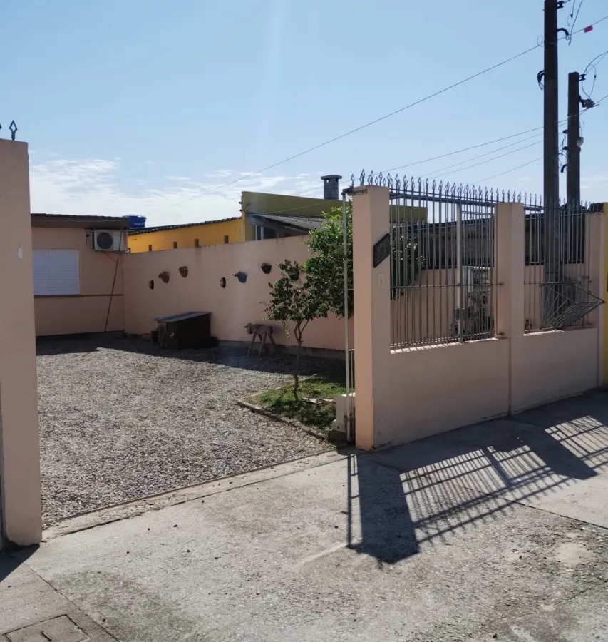 Imagem de CASA NAS TRES VENDAS